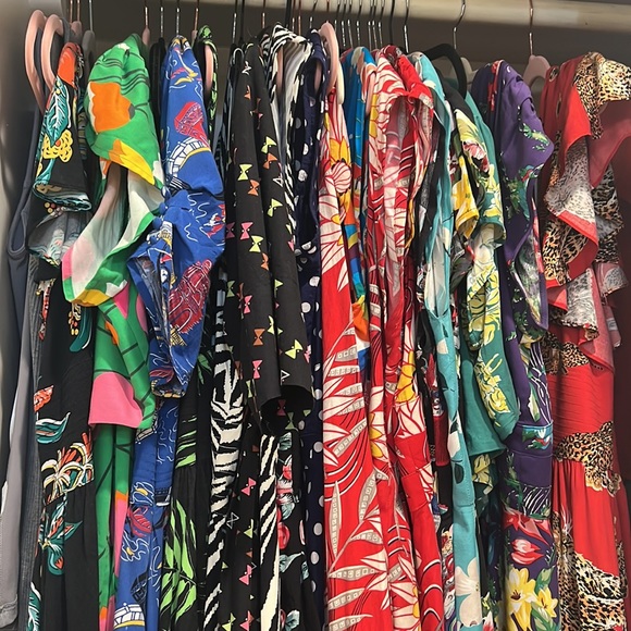 Meet your Posher, Laura - Picture 3 of 3